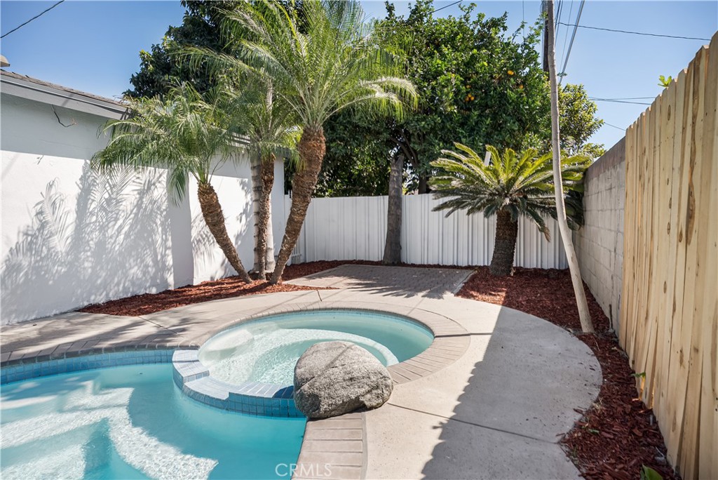12612 Redstone Property Photo 32