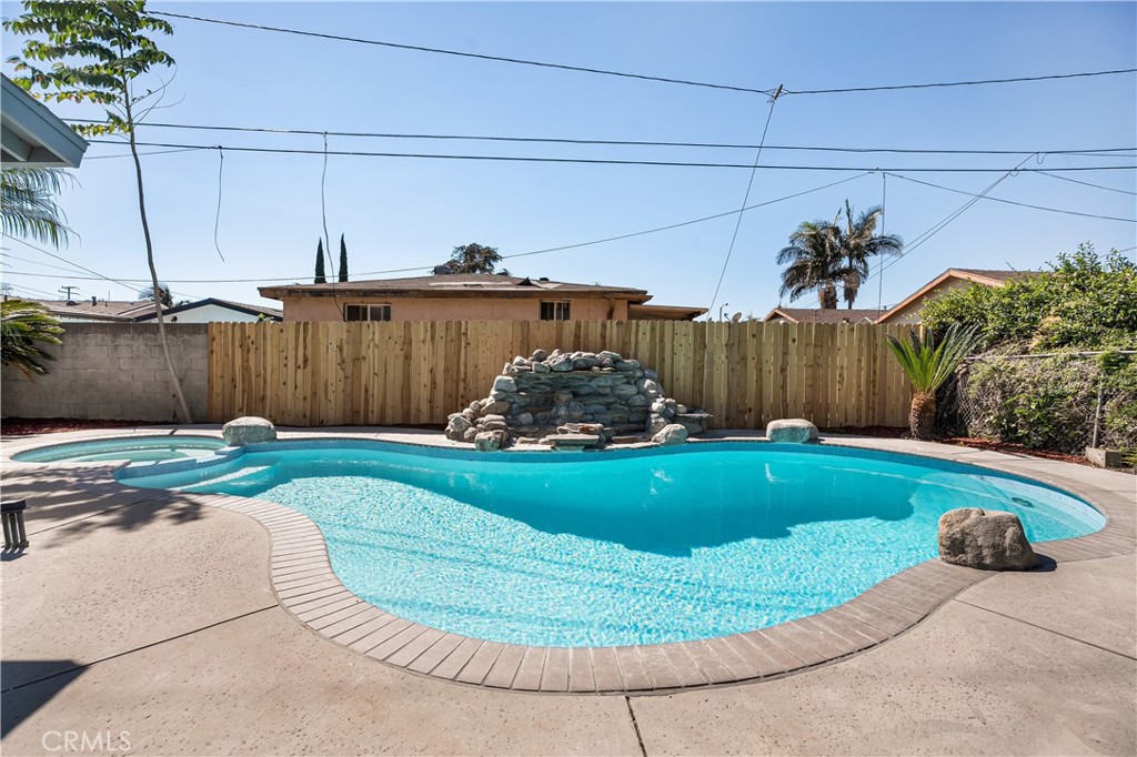 12612 Redstone Property Photo 34