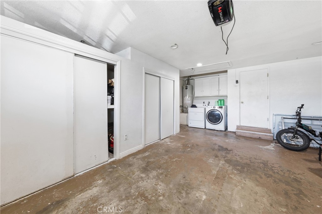 2542 N Pacific Property Photo 23