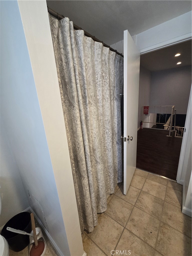 13542 Carroll Way Property Photo 6