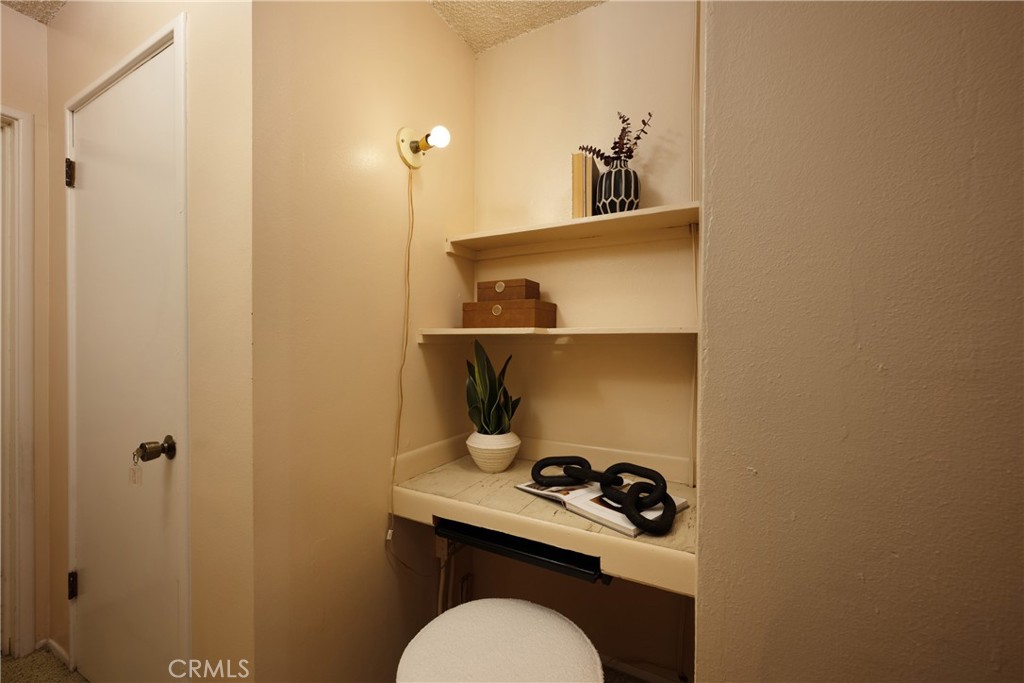 5623 Pimenta Property Photo 14