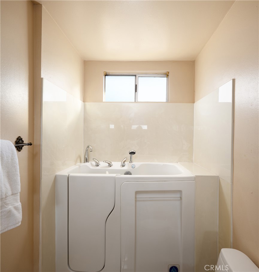 5623 Pimenta Property Photo 17