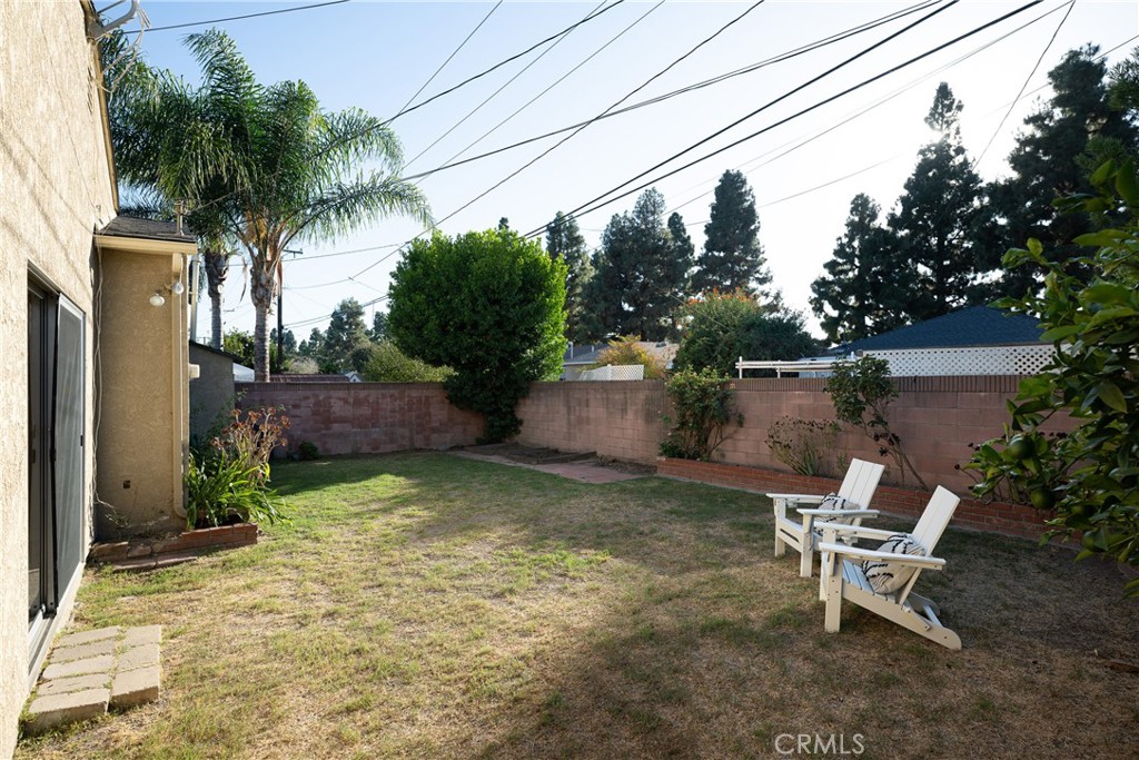 5623 Pimenta Property Photo 25