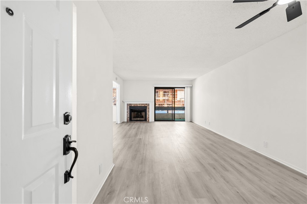 1903 Temple Avenue 210 Property Photo 12