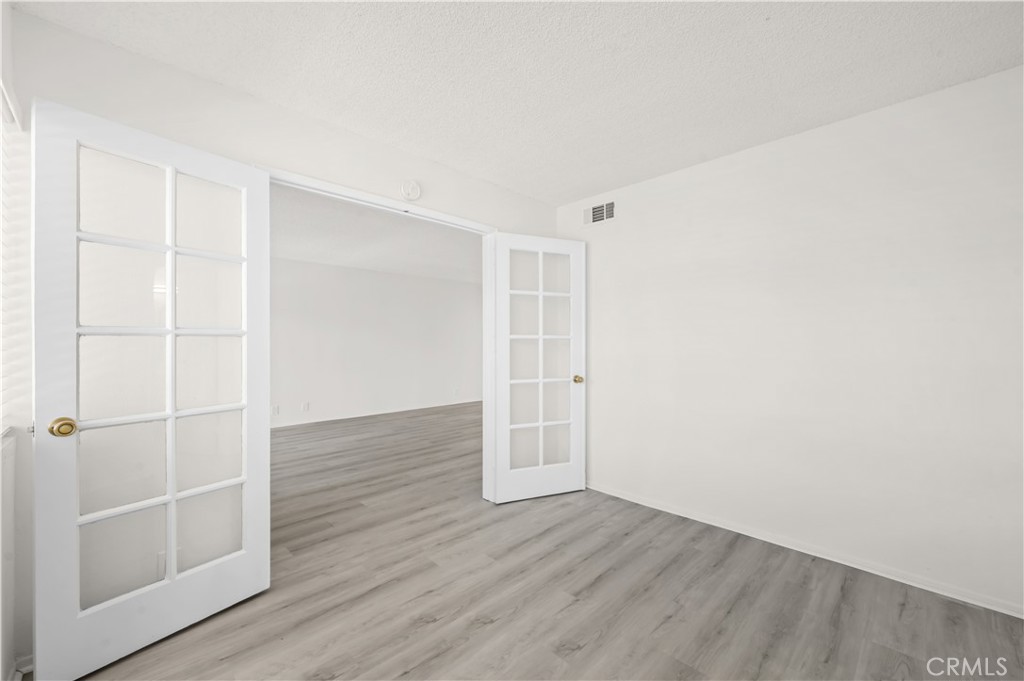 1903 Temple Avenue 210 Property Photo 25