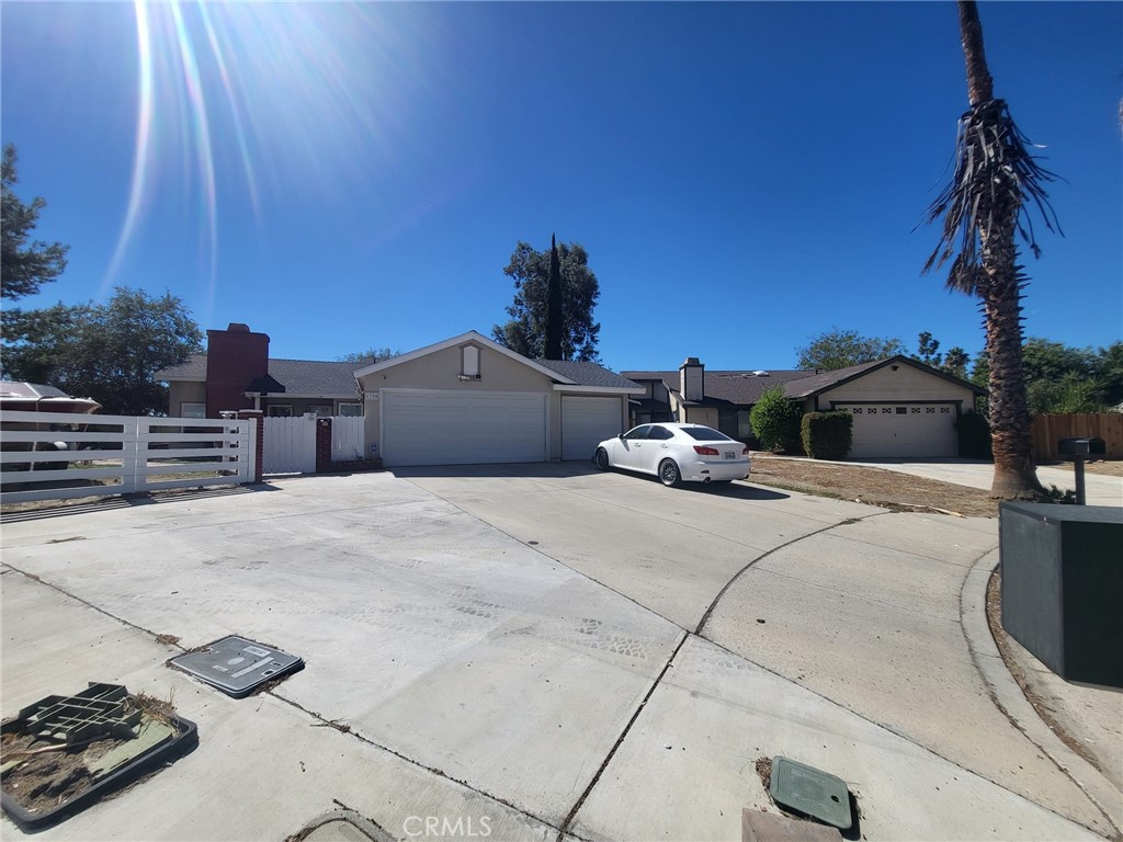 1758 Rolling Meadows Court Property Photo 1