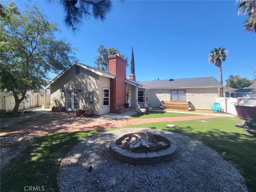 1758 Rolling Meadows Court Property Photo 2