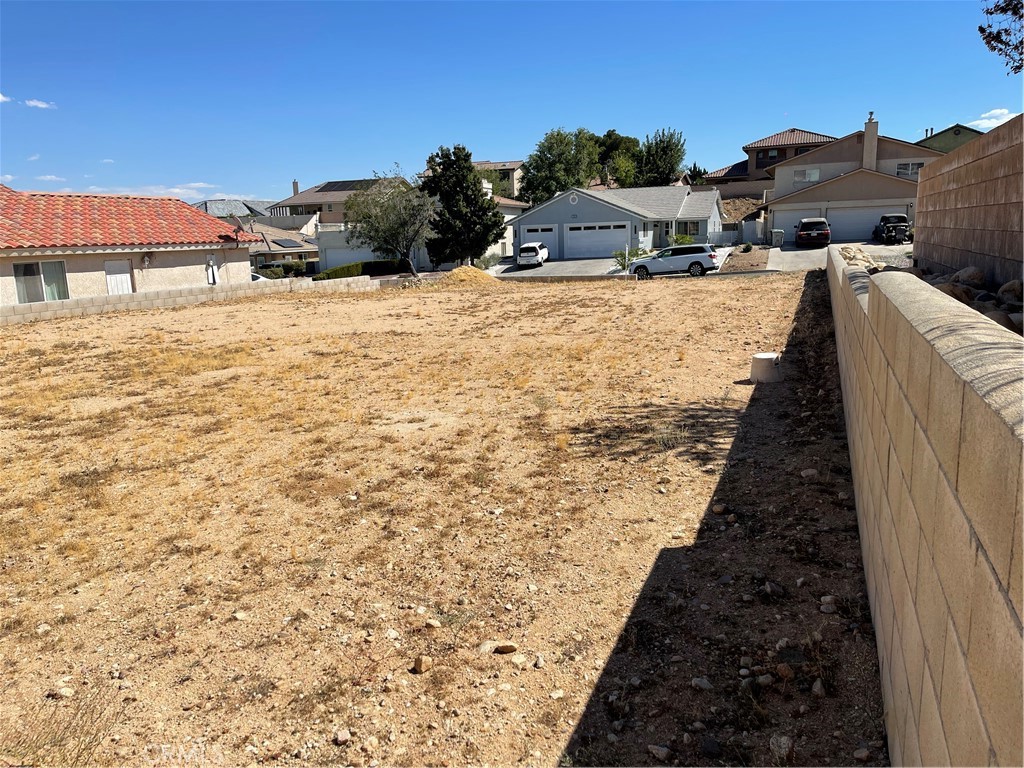 18200 Kalin Ranch Drive Property Photo 3