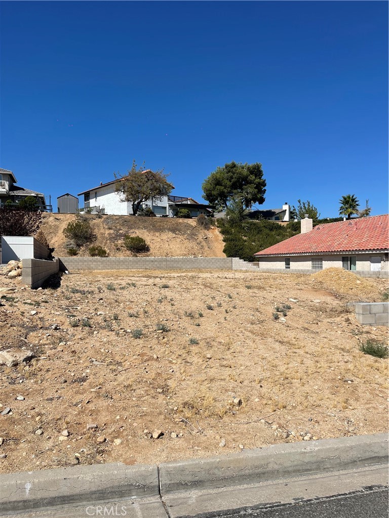18200 Kalin Ranch Drive Property Photo 6