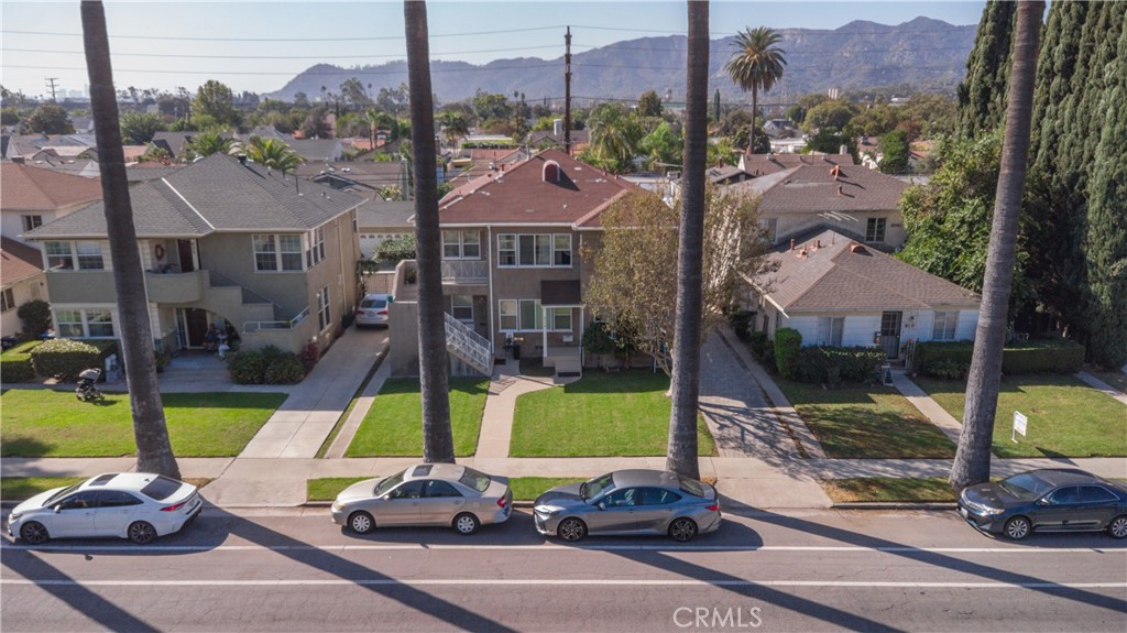 824 W Glenoaks Property Photo 41
