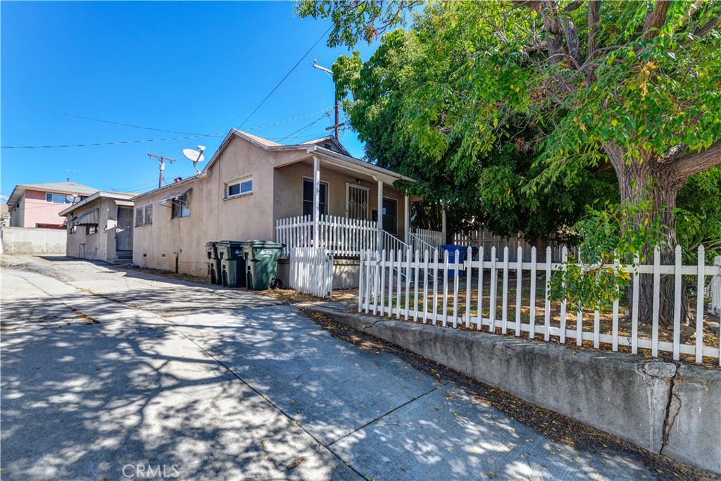 12513 Broadway Property Photo 1