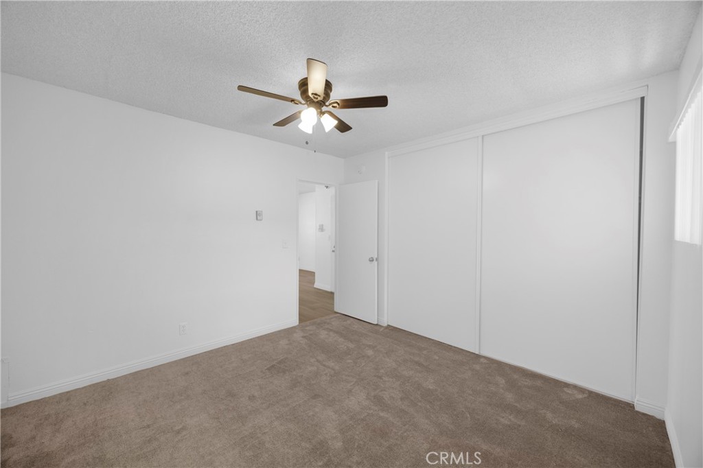 951 W 26th Property Photo 11
