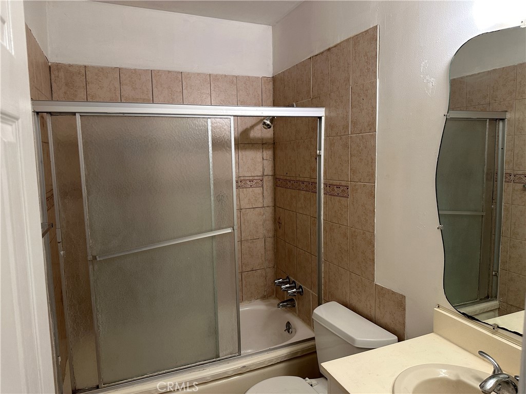 4109 W 5th F3 Property Photo 6