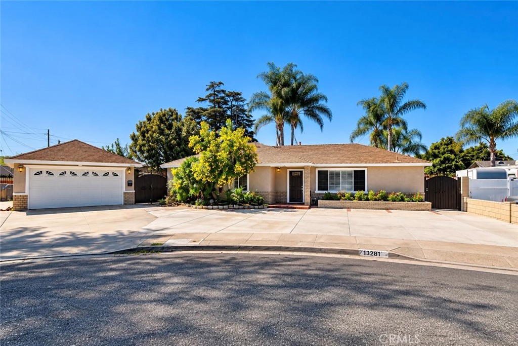 13281 Mono Place Property Photo 6