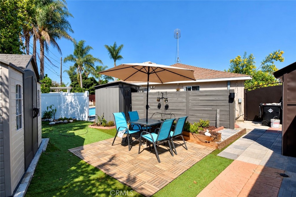 13281 Mono Place Property Photo 10