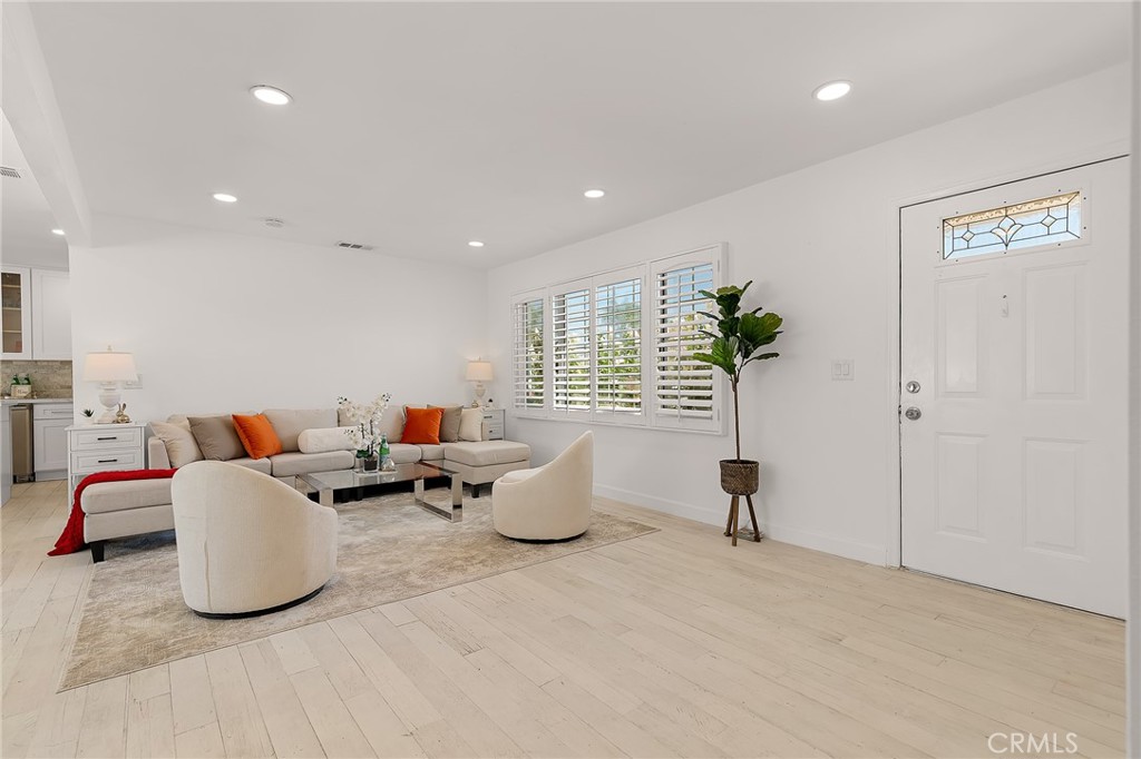 13281 Mono Place Property Photo 11