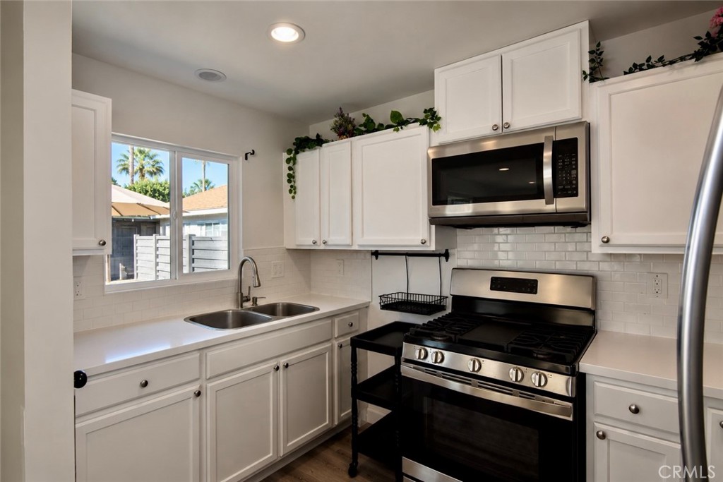 13281 Mono Place Property Photo 36