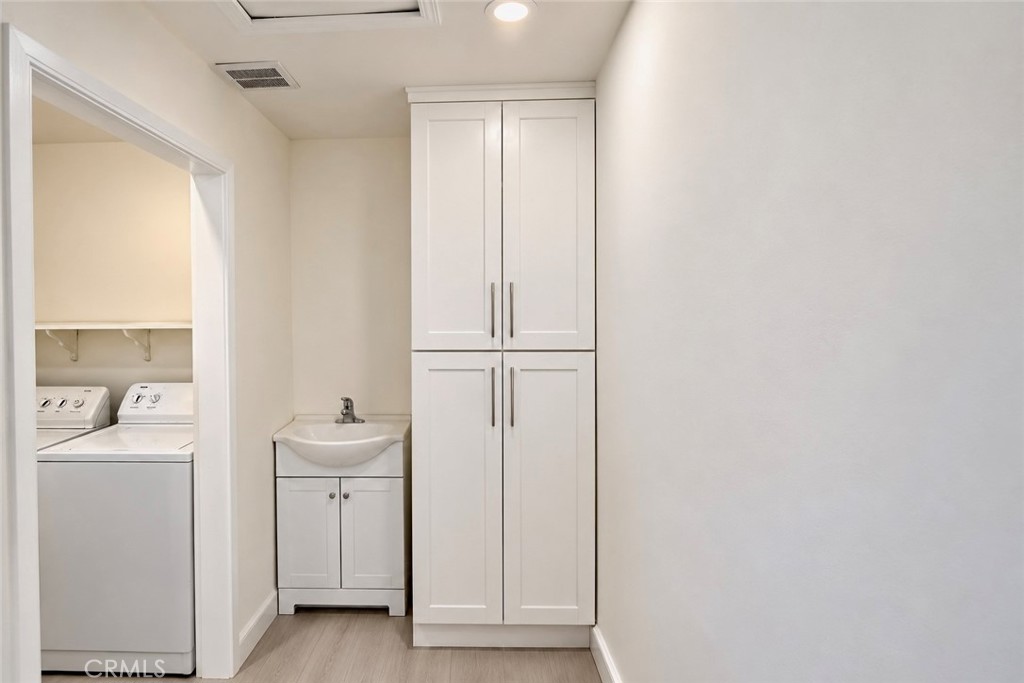 13281 Mono Place Property Photo 39