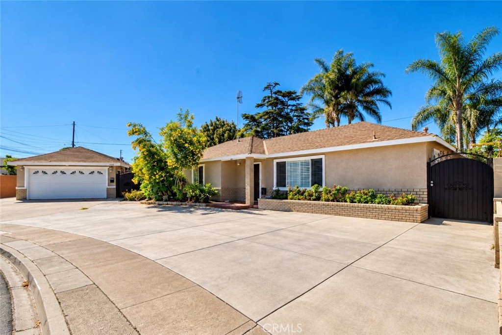 13281 Mono Place Property Photo 43