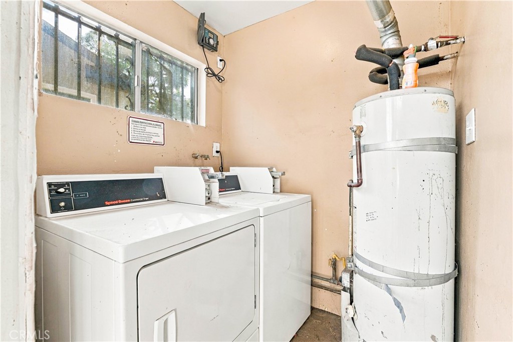 409 E Pine Street Property Photo 10