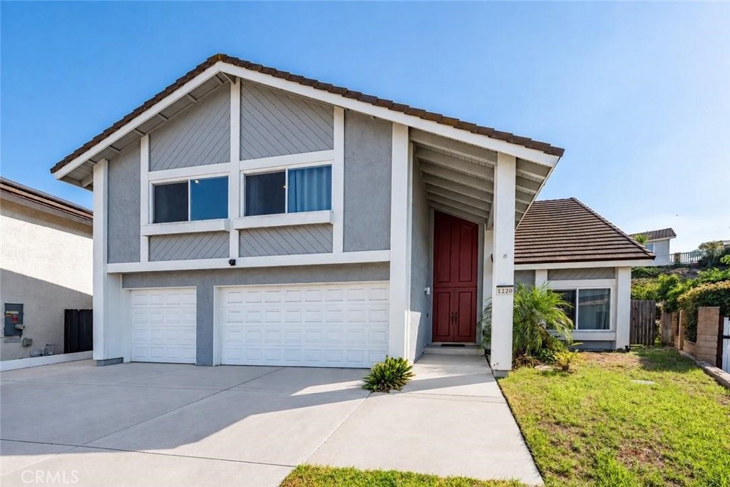 1220 Spring Tree Court Property Photo 4