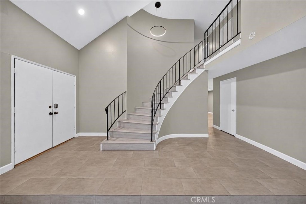 1220 Spring Tree Court Property Photo 6