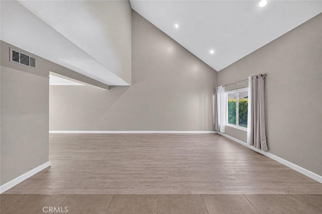 1220 Spring Tree Court Property Photo 11