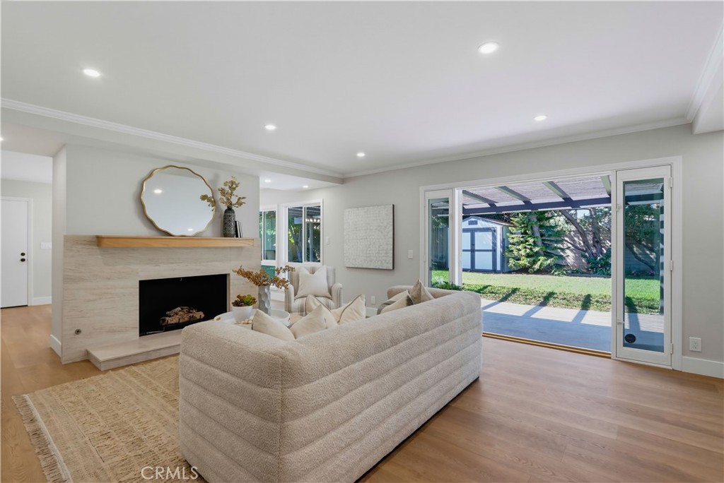 13851 Gimbert Property Photo 6