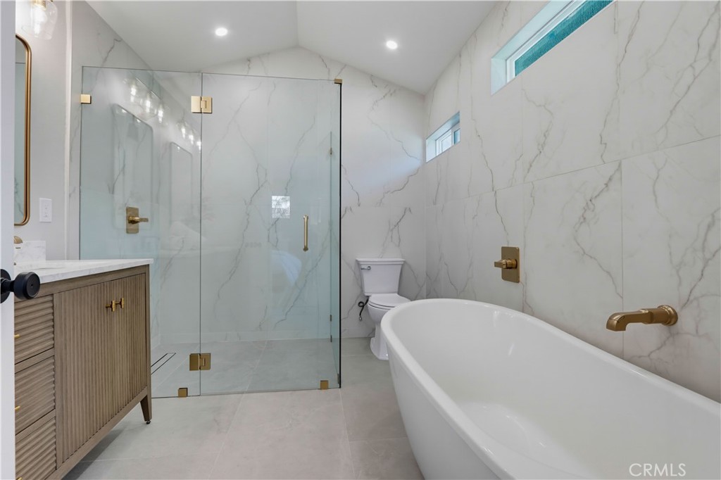 13851 Gimbert Property Photo 15