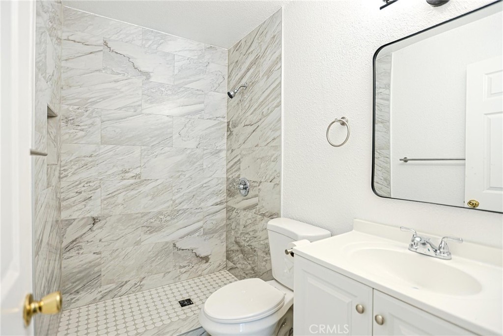 13928 Parkway Drive 49 Property Photo 10