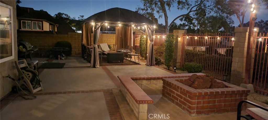2245 Pickwick Property Photo 37