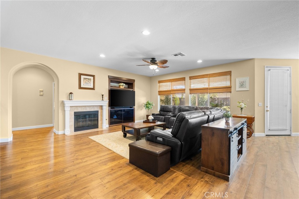 29421 Lake Hills Property Photo 4