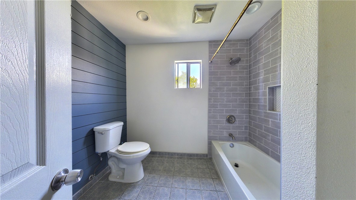 547 Pepper Property Photo 16