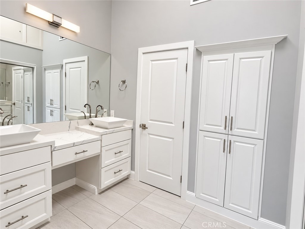 7327 Linden Property Photo 30