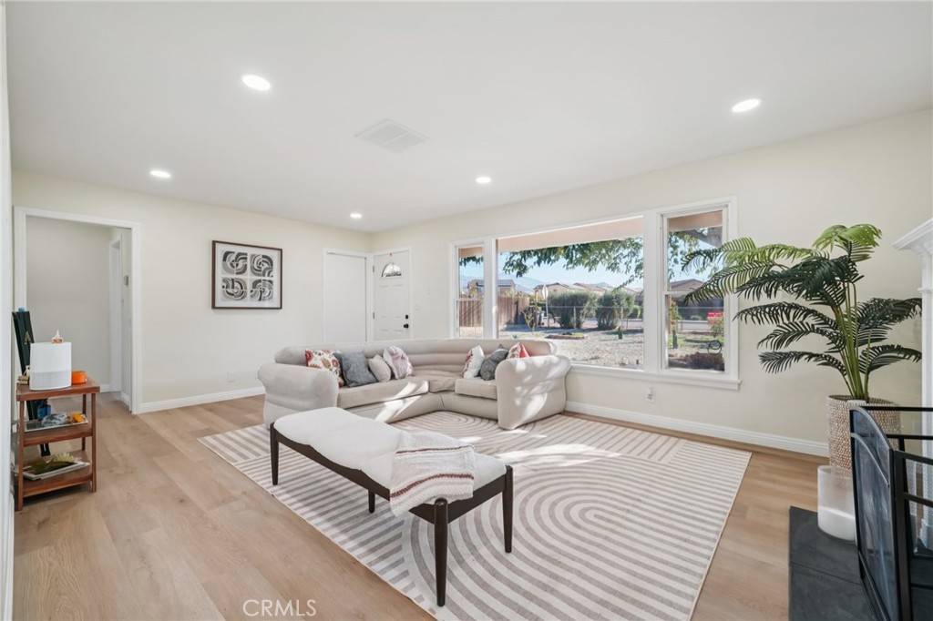 11285 Cherry Property Photo 14