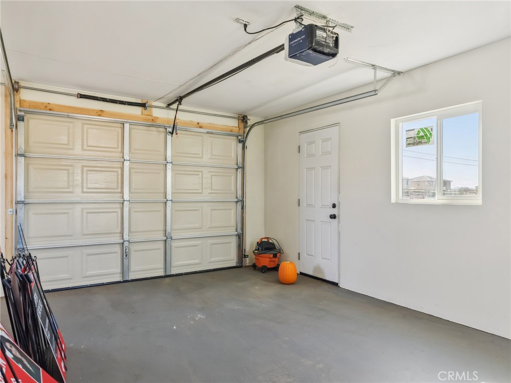 11285 Cherry Property Photo 41