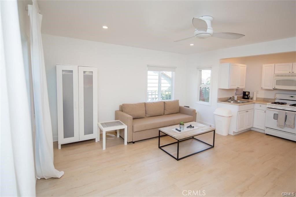 2324 S Coast D Property Photo 15
