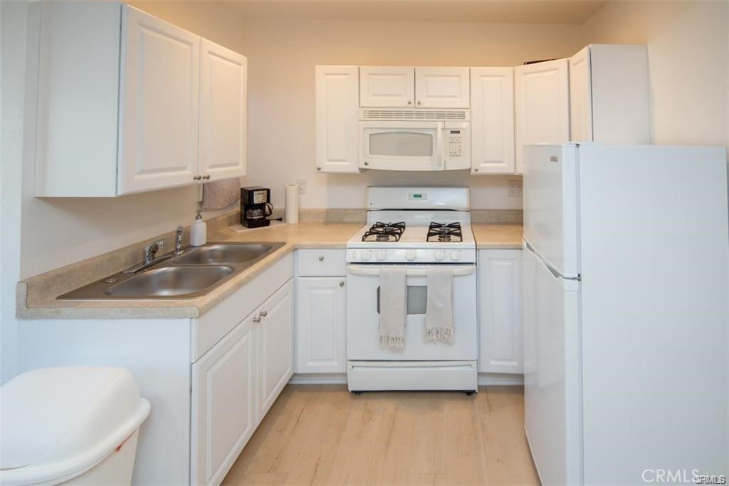 2324 S Coast D Property Photo 17