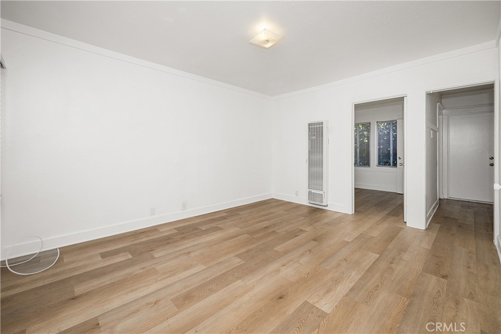 1306 E Hellman Street Property Photo 11
