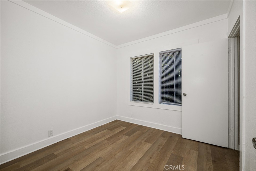 1306 E Hellman Street Property Photo 16