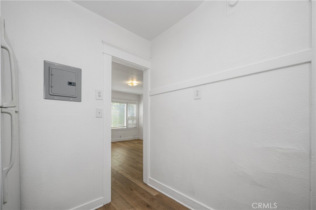 1306 E Hellman Street Property Photo 23