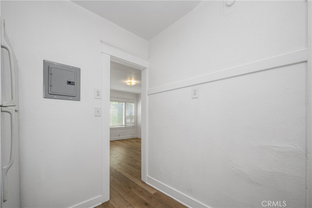 1306 E Hellman Street Property Photo 23