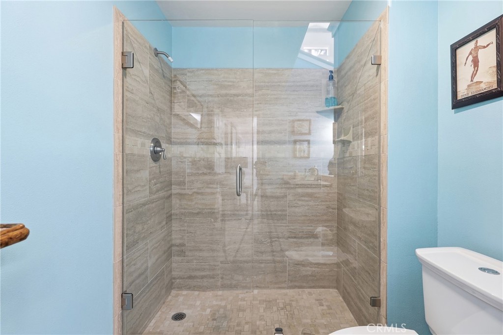 6674 Cozy Wood Court Property Photo 28