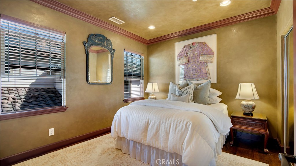 780 W Aster Place Property Photo 31