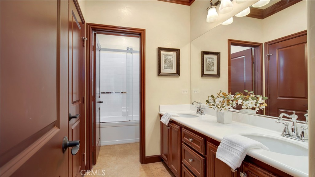 780 W Aster Place Property Photo 34