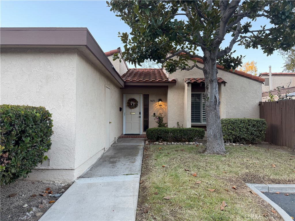 5651 E Plaza De Santos Property Photo 1