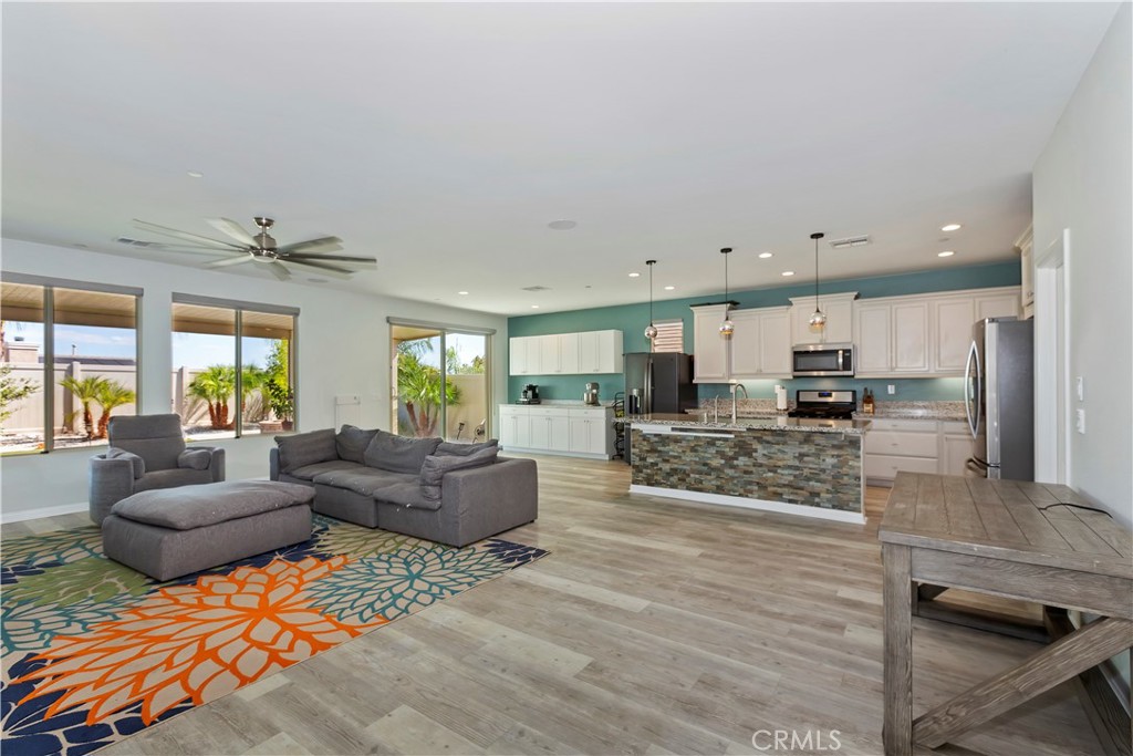 29632 Stageline Property Photo 4