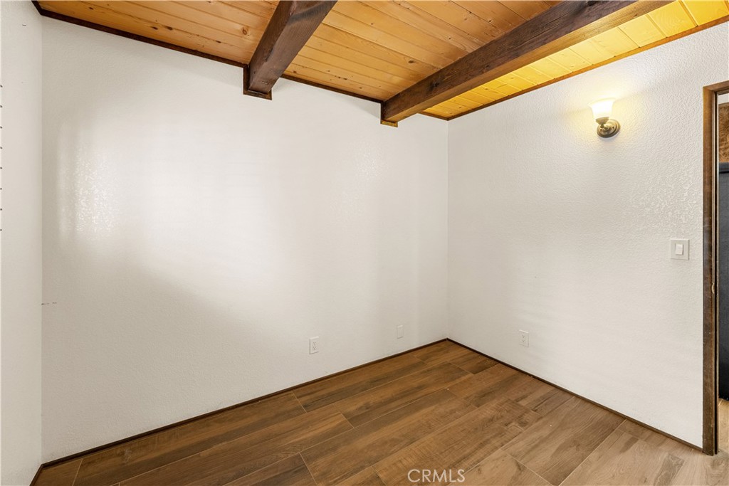 875 D Lane Property Photo 14