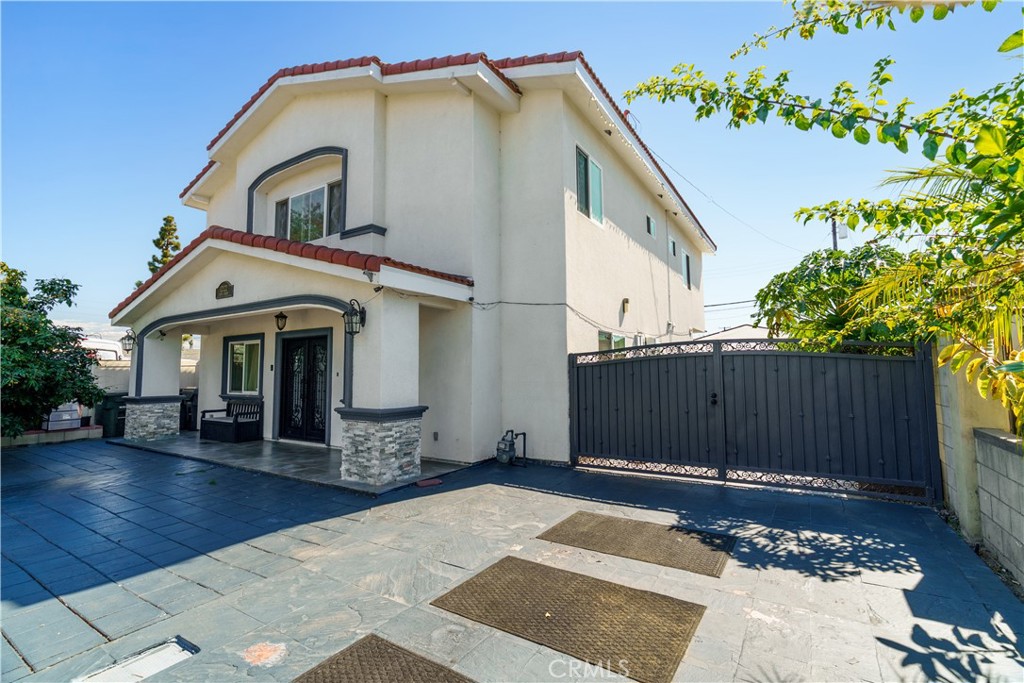 12122 207th Property Photo 1