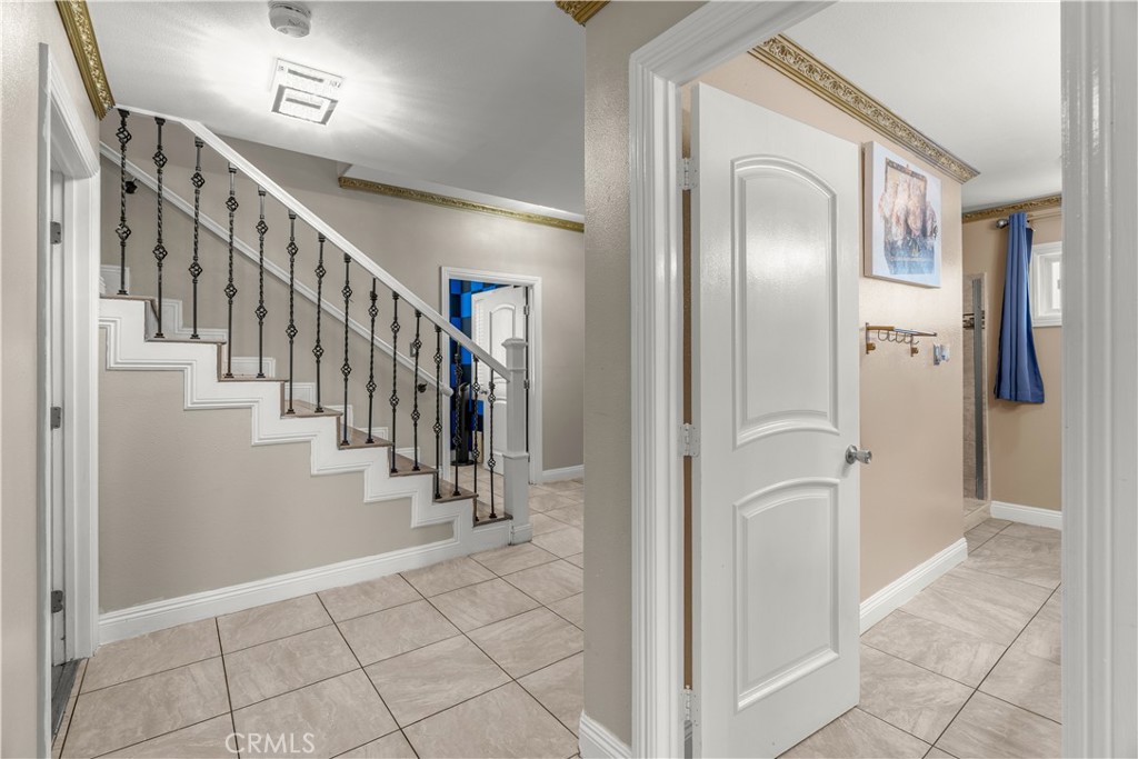 12122 207th Property Photo 13